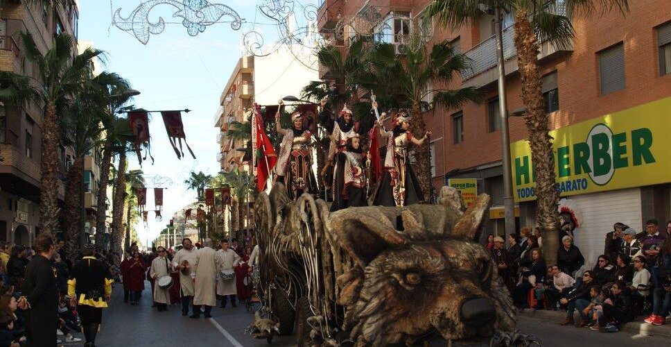 carroza-para-desfiles-lobo-carnassier